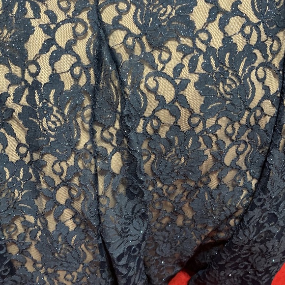 Evening gown - Picture 6 of 7